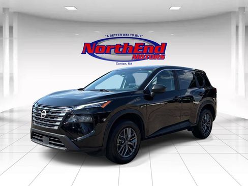 Used 2024 Nissan Rogue S FWD image 3