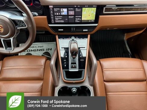 Used 2021 Porsche Cayenne S w/ Premium Package Plus AWD/4WD image 30
