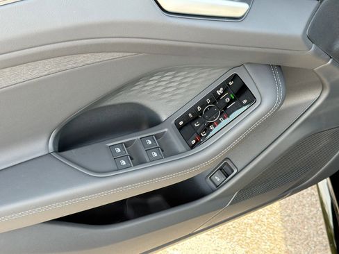 New 2026 Audi A6 Premium Plus AWD/4WD image 22