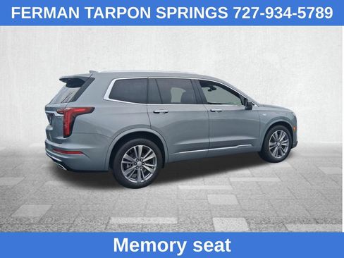 Used 2024 Cadillac XT6 Premium Luxury FWD image 11