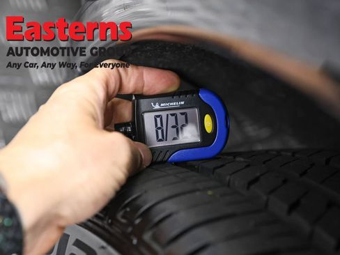 Used 2025 Dodge Durango R/T AWD/4WD image 27