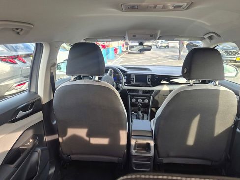Certified 2023 Volkswagen Taos S FWD image 10