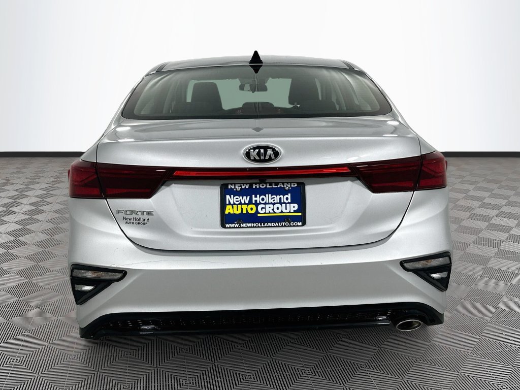 Used 2021 Kia Forte LXS FWD image 9