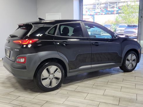 Used 2021 Hyundai Kona Limited FWD image 5