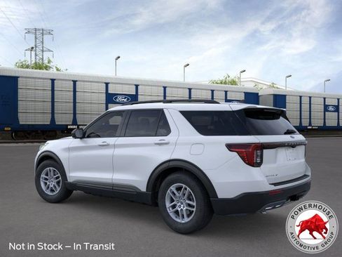 New 2026 Ford Explorer Active w/ Active Comfort Package image 5