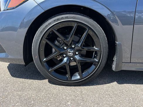 Used 2023 Honda Civic Sport image 29
