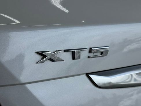 Used 2022 Cadillac XT5 Premium Luxury w/ Technology Package image 34