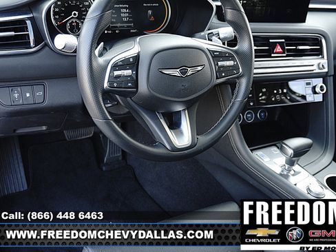 Used 2025 Genesis G70 2.5T RWD image 22
