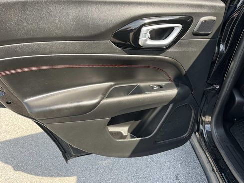 Used 2022 Jeep Compass Trailhawk w/ Sun and Sound Group AWD/4WD image 19