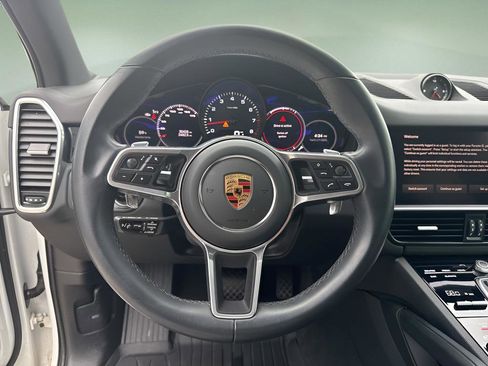 Used 2023 Porsche Cayenne Base image 22