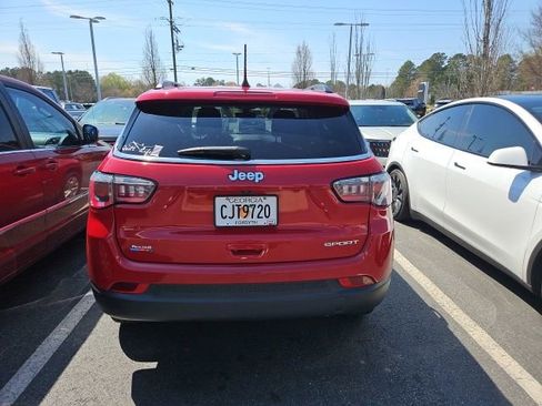 Used 2019 Jeep Compass Sport image 7
