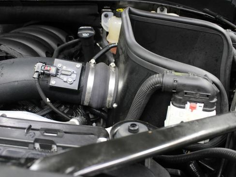 Used 2022 Chevrolet Silverado 1500 RST AWD/4WD image 25
