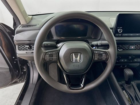 Used 2024 Honda Accord EX image 18
