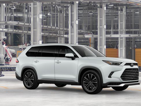 New 2026 Toyota Grand Highlander AWD Hybrid image 16