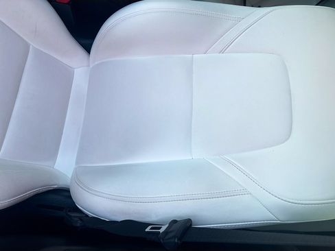 Used 2023 Tesla Model 3 Standard Range RWD image 18