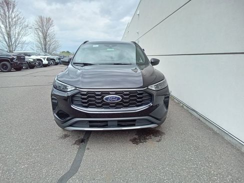 Used 2025 Ford Escape ST-Line AWD/4WD image 2