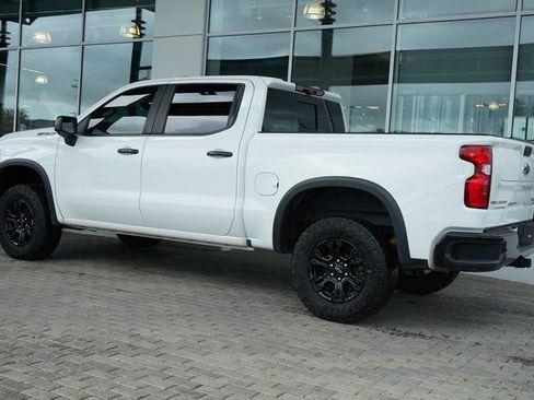 Used 2022 Chevrolet Silverado 1500 ZR2 w/ Technology Package image 6