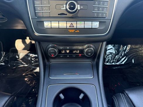 Used 2017 Mercedes-Benz CLA 250 4MATIC image 21