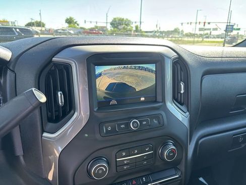 Used 2020 Chevrolet Silverado 1500 Custom Trail Boss w/ Custom Convenience Package AWD/4WD image 23