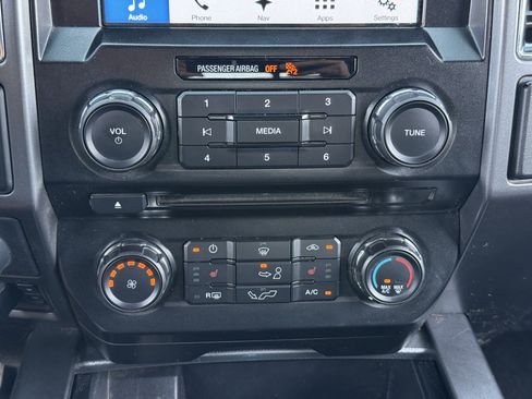 Used 2017 Ford F150 XLT w/ Equipment Group 302A Luxury AWD/4WD image 18