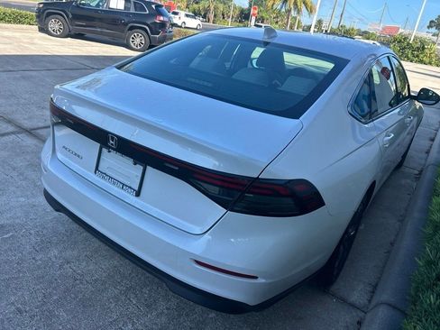 Used 2024 Honda Accord EX image 7
