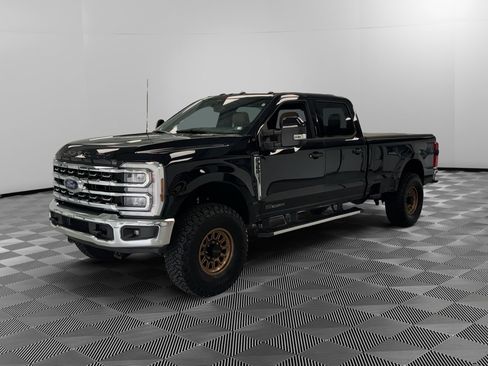 Used 2024 Ford F350 Lariat AWD/4WD image 4