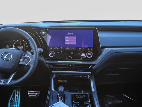 New 2026 Lexus TX 500h AWD image 13