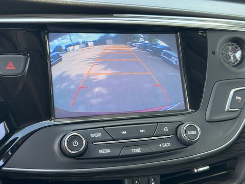 Used 2017 Buick Envision Essence FWD image 15