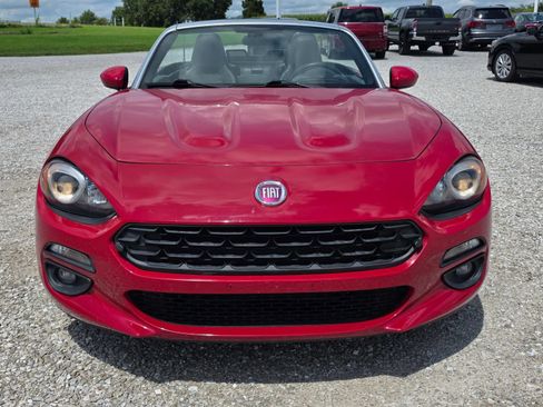 Used 2017 FIAT 124 Spider Lusso RWD image 8