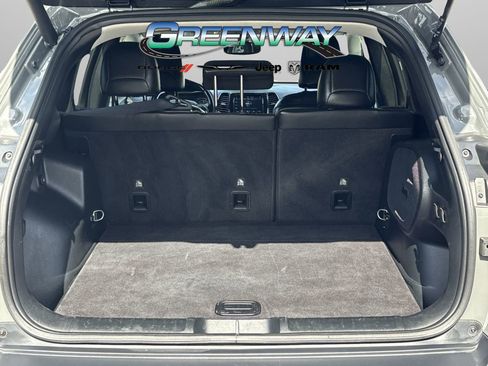 Used 2020 Jeep Cherokee Limited image 27