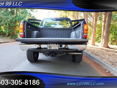 Used 2001 Chevrolet Silverado 2500 LS w/ Off-Road Skid Plate Pkg AWD/4WD image 30