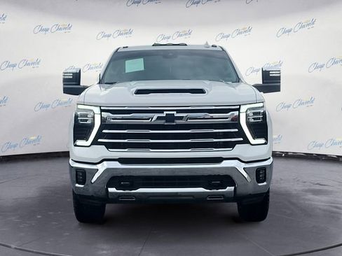 Used 2024 Chevrolet Silverado 2500 LTZ w/ LTZ Convenience Package image 8