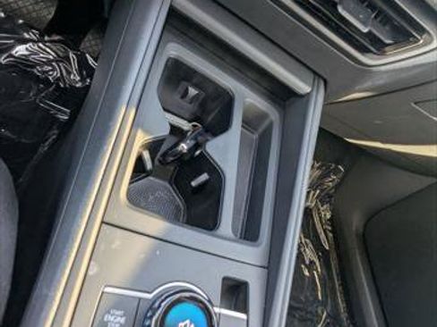 Used 2026 Volkswagen Tiguan S FWD image 19
