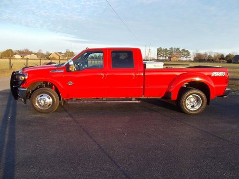 Used 2016 Ford F350 Lariat w/ Lariat Ultimate Package image 4
