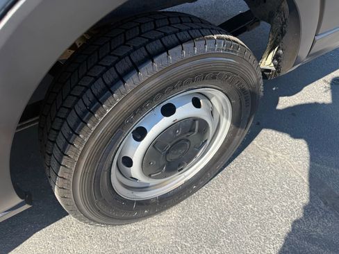 Used 2019 Ford Transit 250 148 High Roof Extended image 35