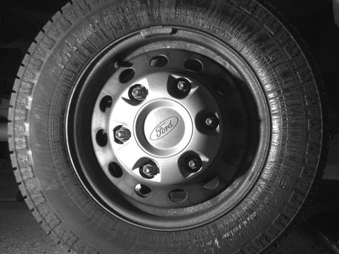 Used 2020 Ford Transit 150 Low Roof AWD image 16