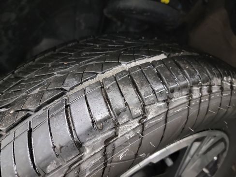 Used 2020 Subaru Forester Touring image 31