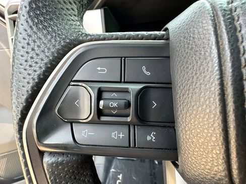 Used 2025 Toyota Tundra Limited image 34