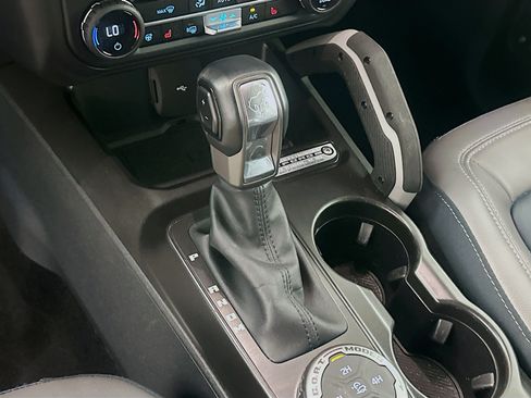 Used 2023 Ford Bronco Outer Banks AWD/4WD image 25