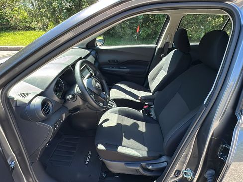 Certified 2024 Nissan Kicks S FWD image 11