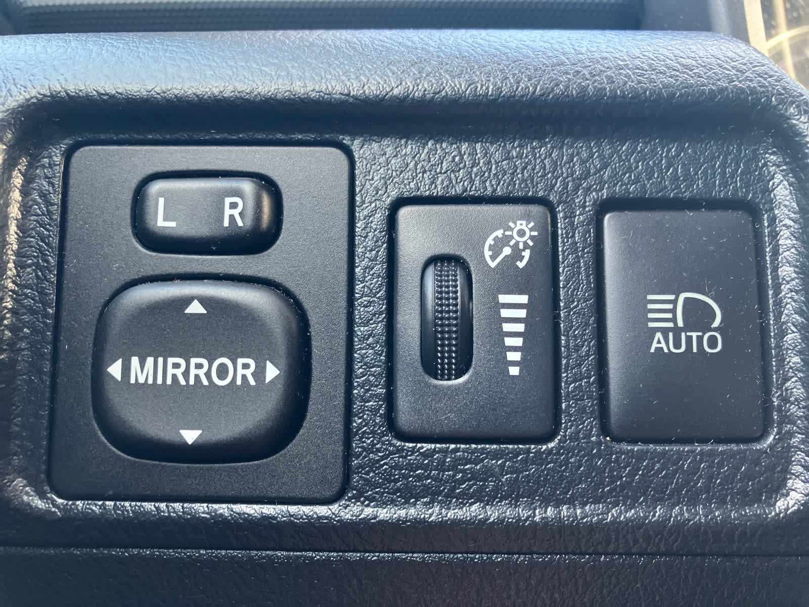 Used 2022 Toyota 4Runner TRD Off-Road Premium w/ TRD Black Wheel Package (TMS) AWD/4WD image 13