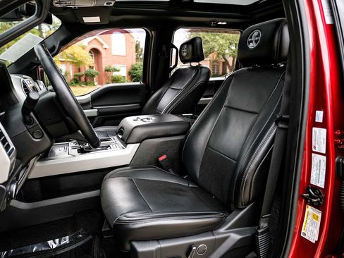 Used 2017 Ford F150 Lariat w/ Equipment Group 502A Luxury image 33