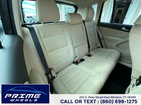 Used 2015 Volkswagen Tiguan SE image 16