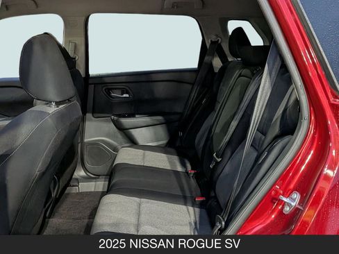 Certified 2025 Nissan Rogue SV image 15