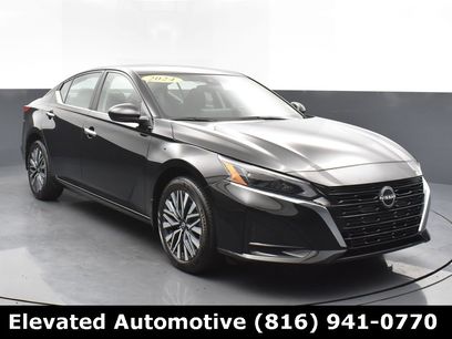 Used 2024 Nissan Altima 2.5 SV w/ SV Premium Package