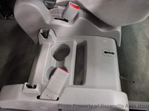 Used 2017 Toyota Sienna LE w/ Protection Package FWD image 38