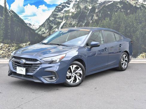 Used 2025 Subaru Legacy Premium AWD/4WD image 6