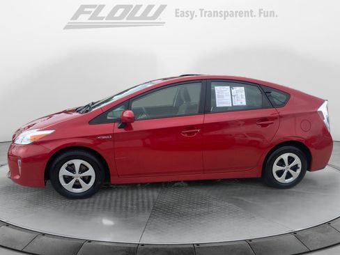 Used 2015 Toyota Prius Two FWD image 5