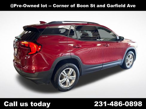 Used 2020 GMC Terrain SLE w/ Driver Convenience Package AWD/4WD image 5