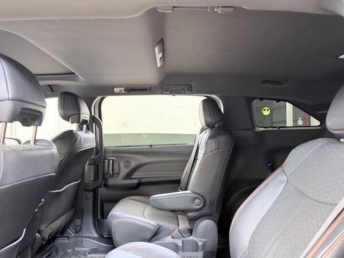 Used 2024 Toyota Sienna XSE w/ XSE Premium Package AWD/4WD image 19